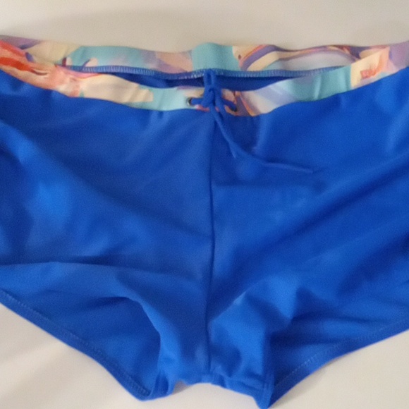no brand Other - Stylish Blue Bikini Bottoms with Colorful Waistband